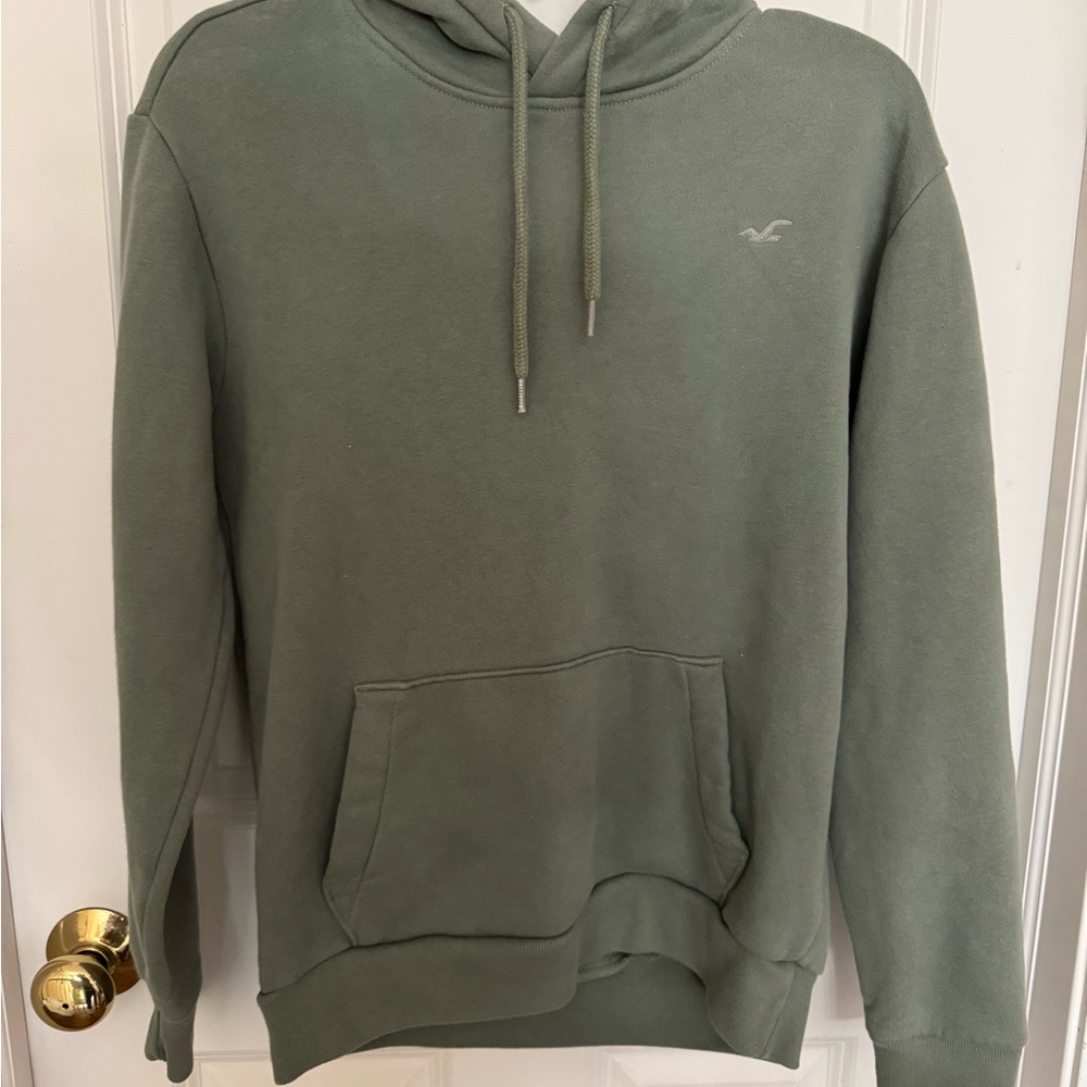 Hollister Men's Green Hoodie